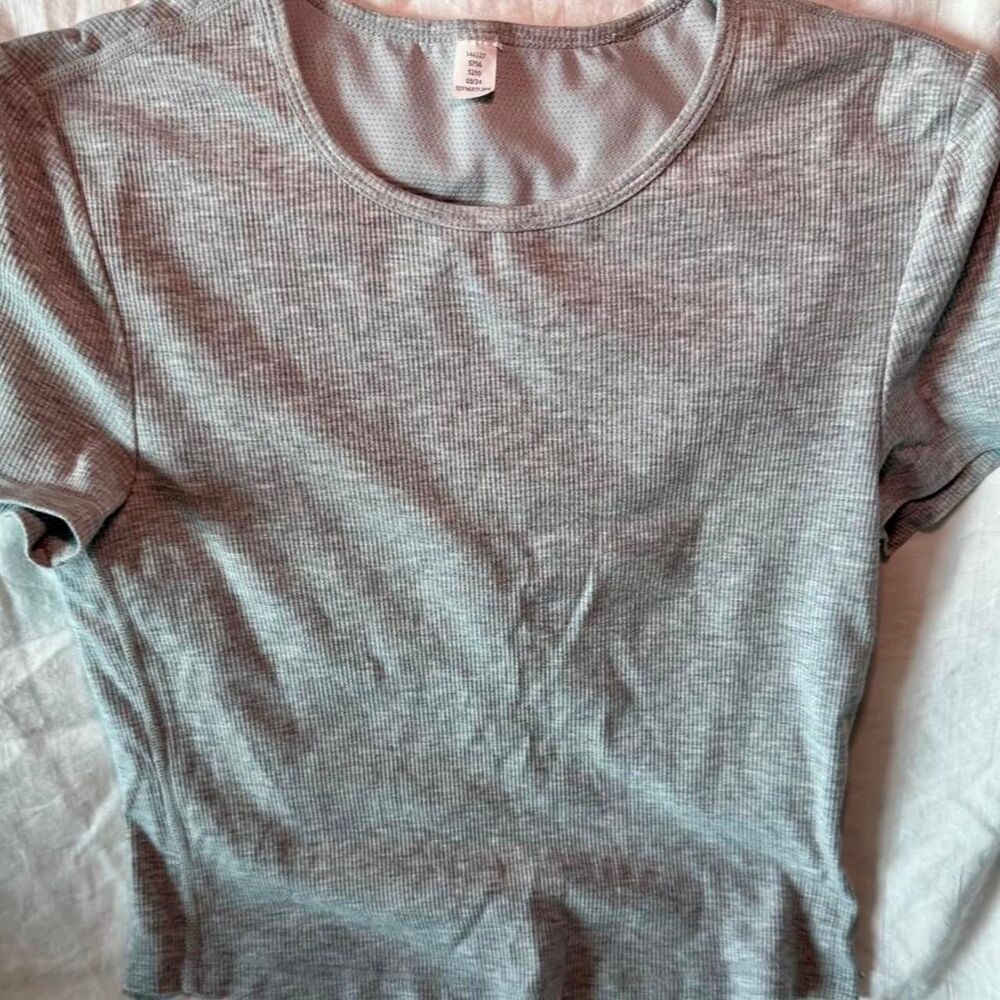 Unbranded Women's Grey and Blue Crop-top